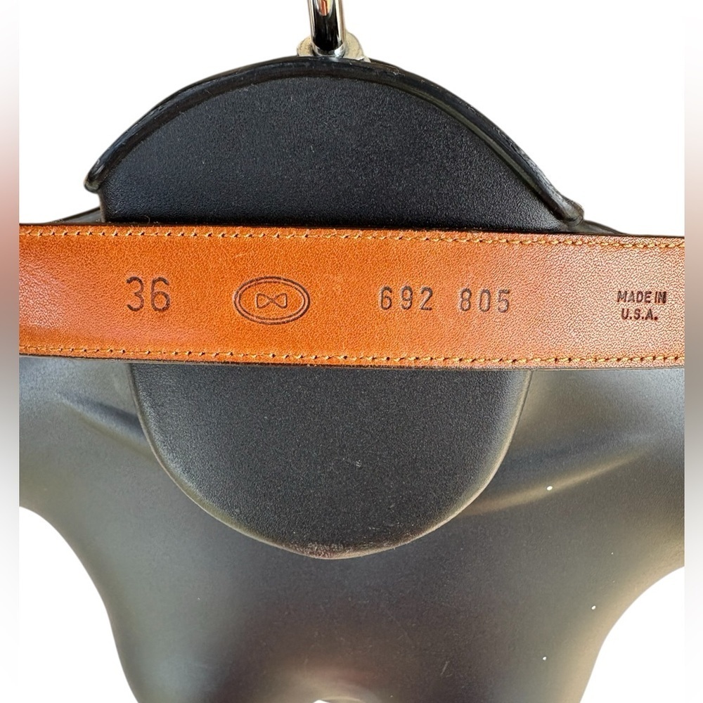 Trafalgar Brown Leather Belt with Brass Buckle sz 38 preloved no flaws - Picture 5 of 6